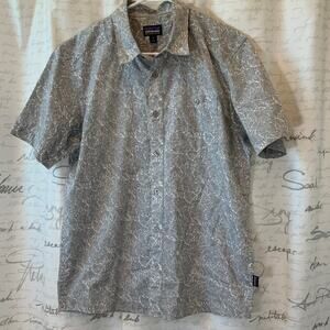 Patagonia Mens Medium Gray White Organic Cotton Button Up Shirt Gorpcore Outdoor